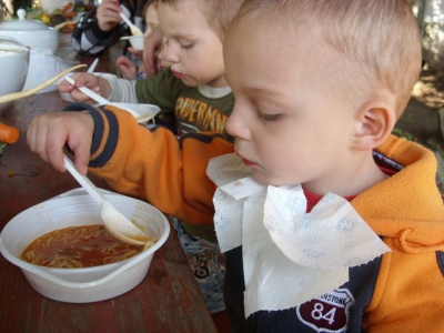 Radosne Maluchy na koniach