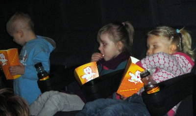 Radosne Maluchy w kinie